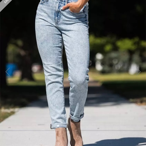 Brand New Buckle Jeans - Picture 6 of 7